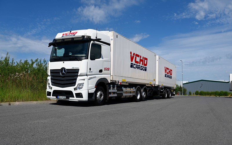 VCHD Cargo vozí nové výměnné nástavby, v Německu využívá služební byty