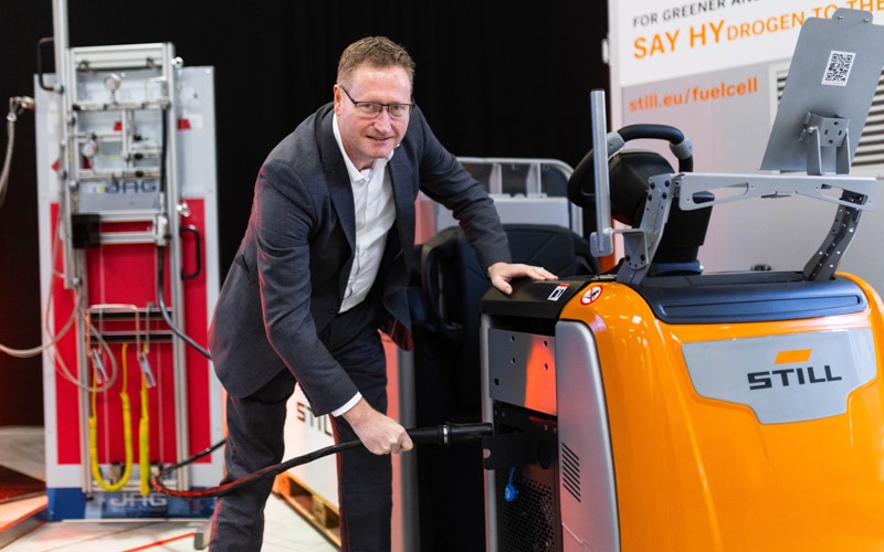 STILL v Hamburku spustil první výrobní linku na systémy palivových článků 